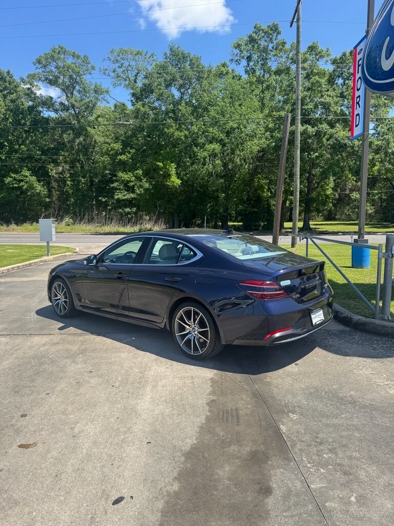 2023 Genesis G70 2.0T photo 4