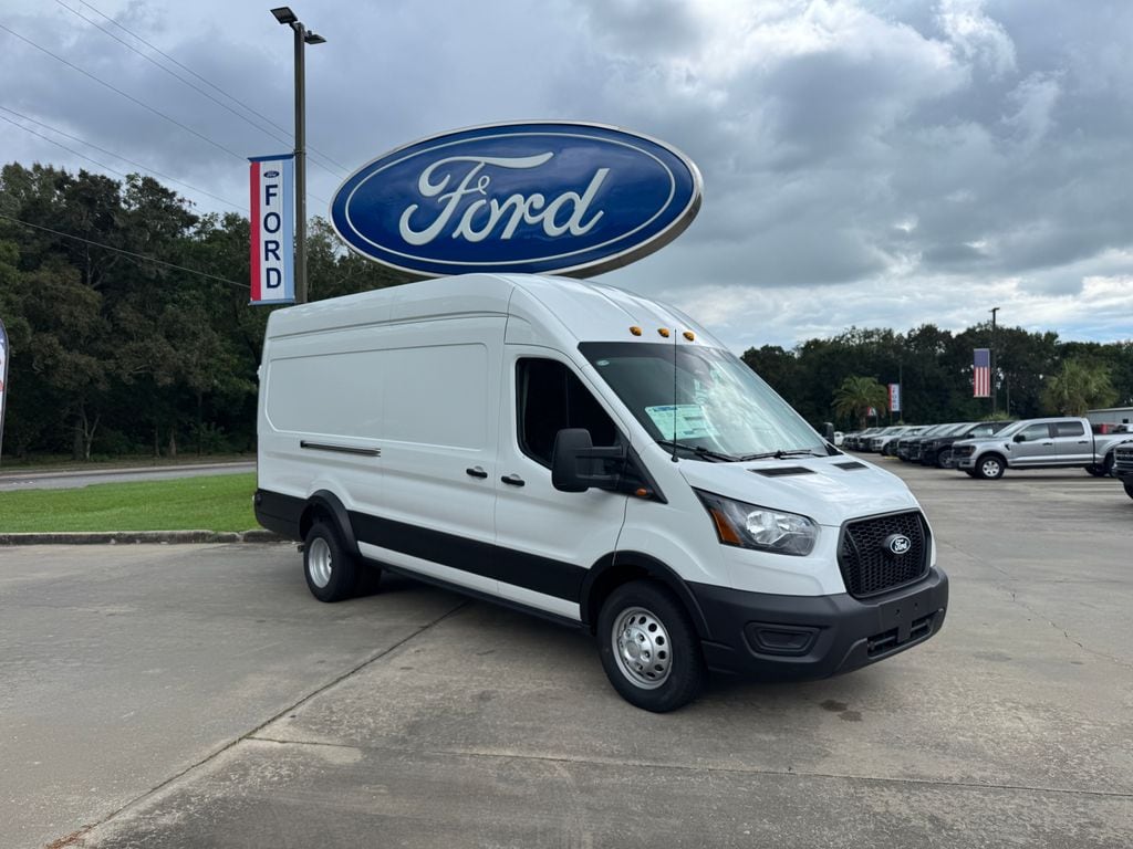 2027 Ford Transit-350
