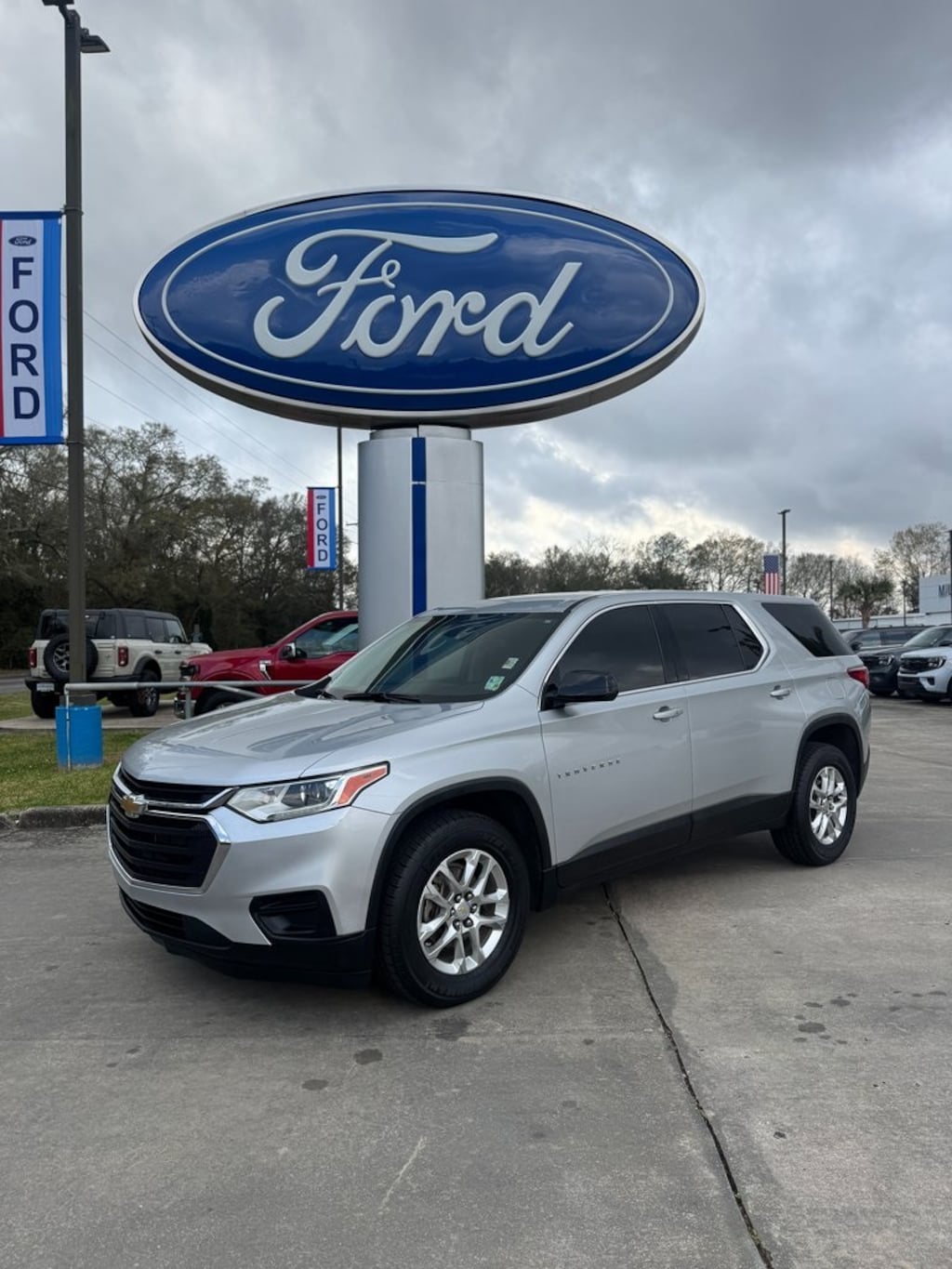 Used 2020 Chevrolet Traverse LS SUV