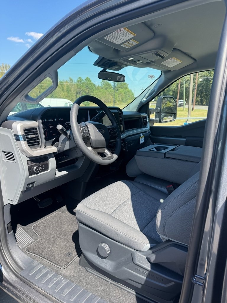 2026 Ford F-250 Super Duty XL - Photo 10