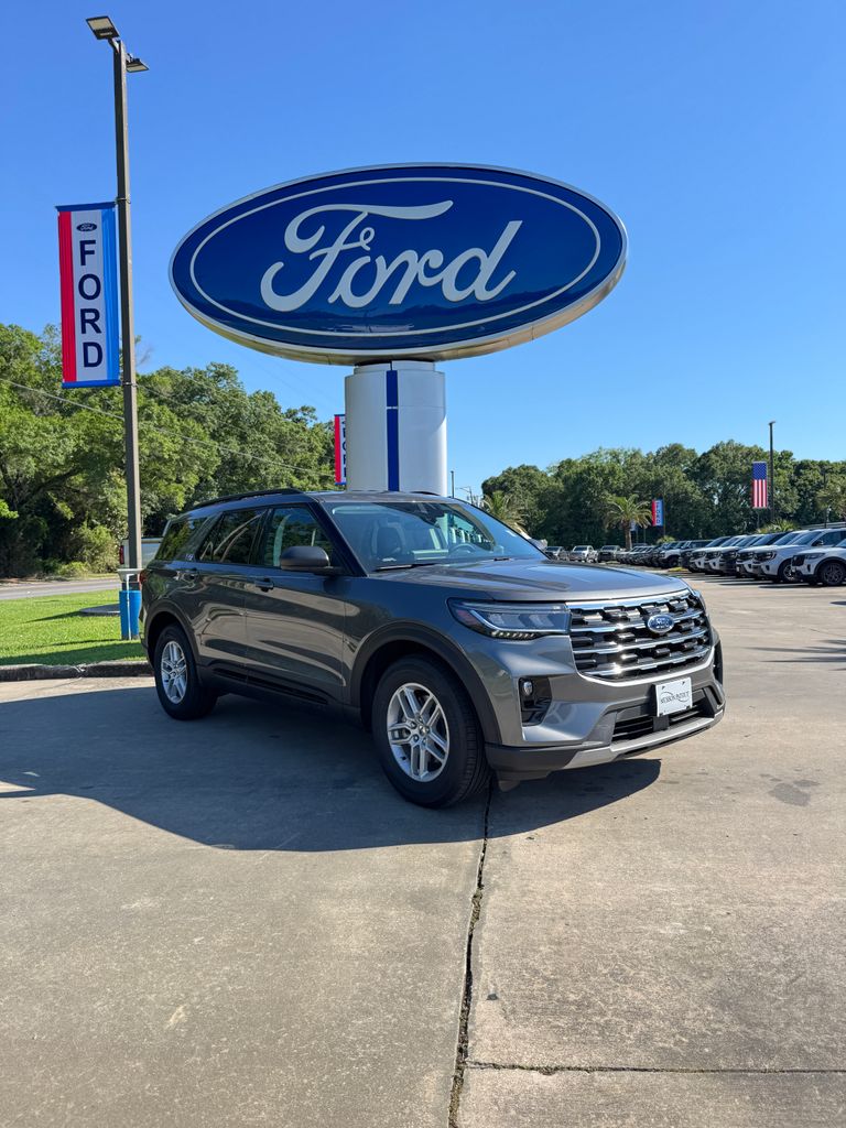 2026 Ford Explorer's photo
