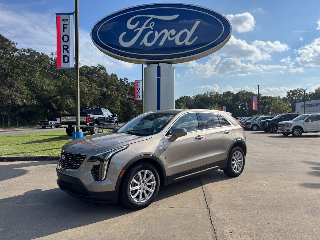 2022 Cadillac XT4 Luxury