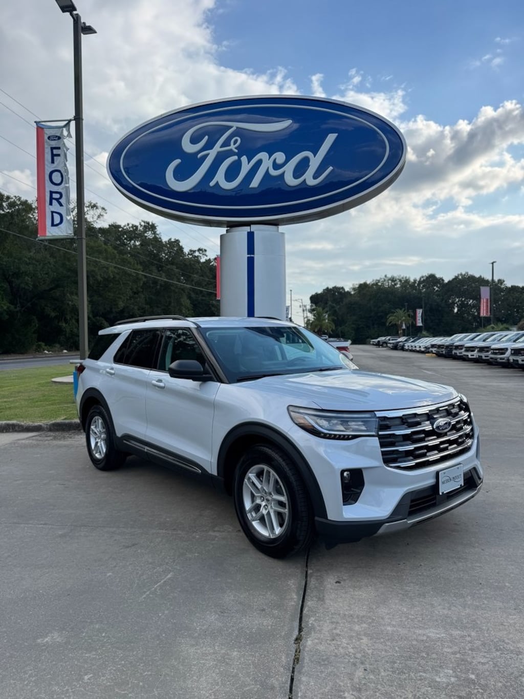 New 2025 Ford Explorer Active SUV
