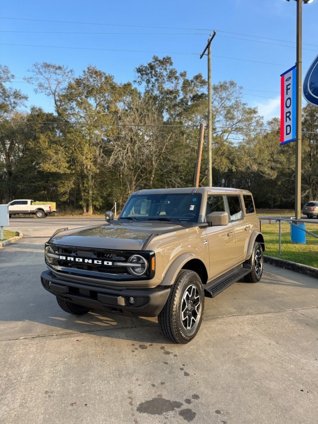 New 2025 Ford Bronco Outer Banks SUV