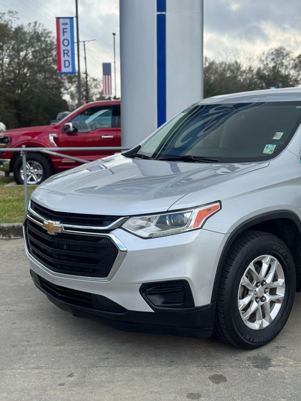 Used 2020 Chevrolet Traverse LS SUV