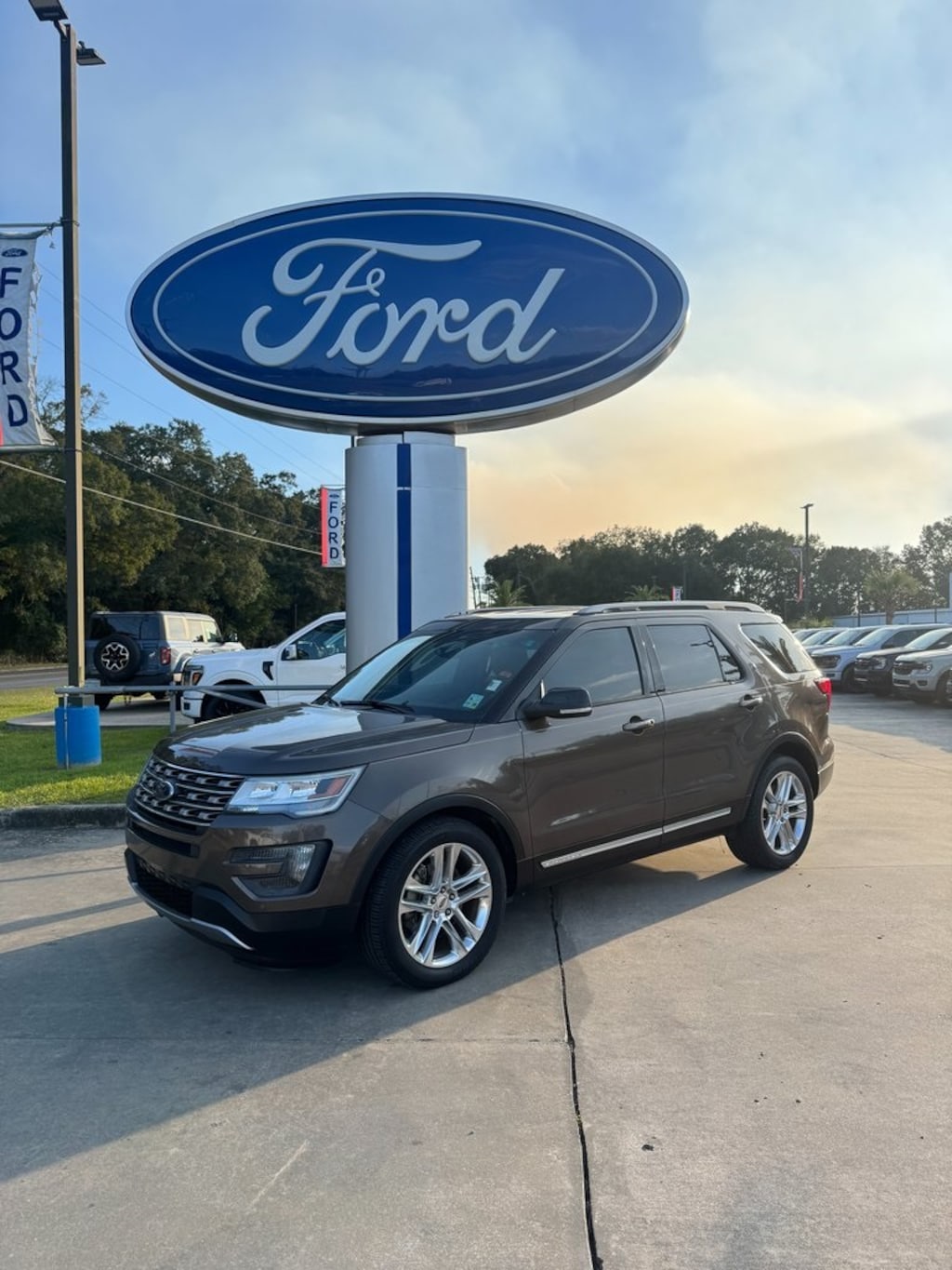 Used 2016 Ford Explorer XLT SUV