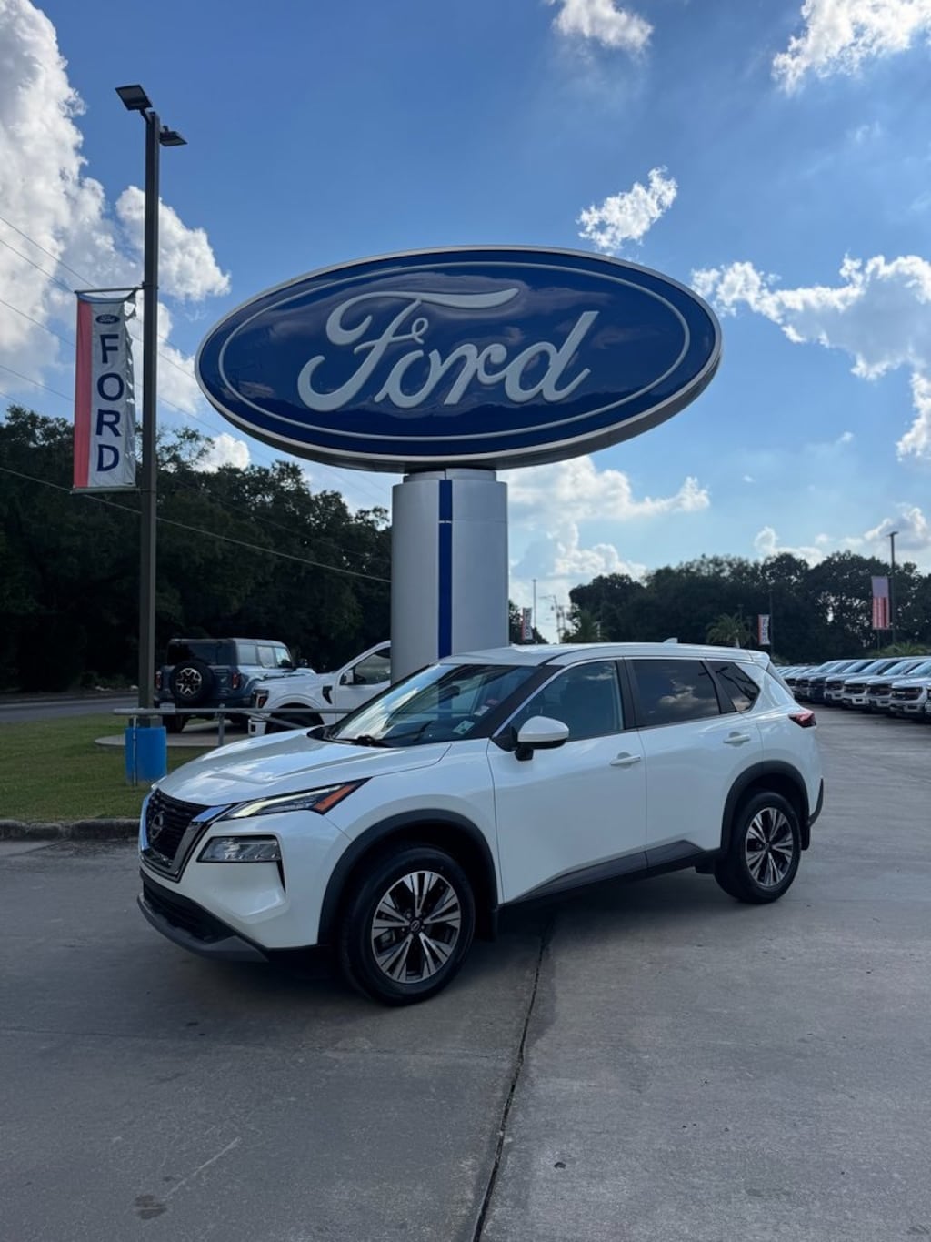 Used 2023 Nissan Rogue SV SUV