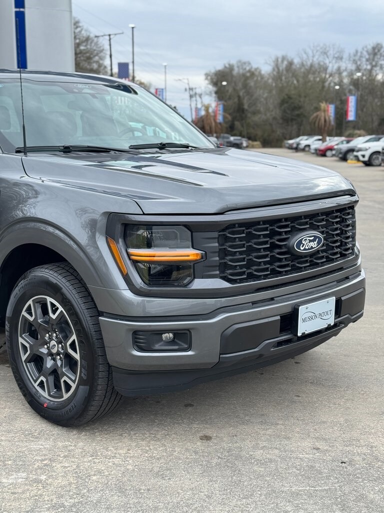 2025 Ford F-150 STX photo 2