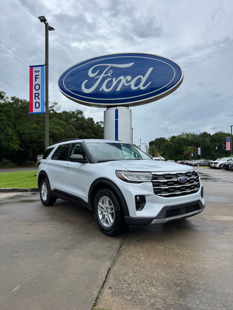 2026 Ford Explorer's photo