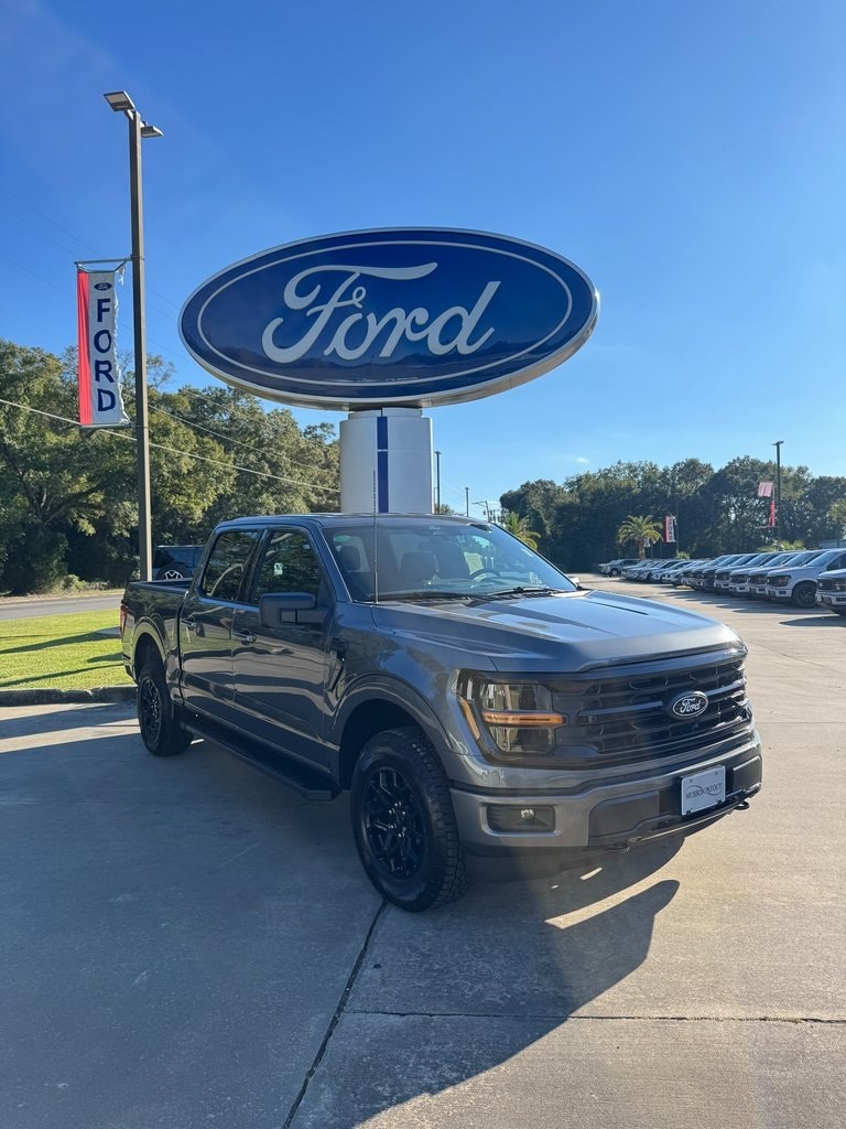 2025 Ford F-150 XLT's photo