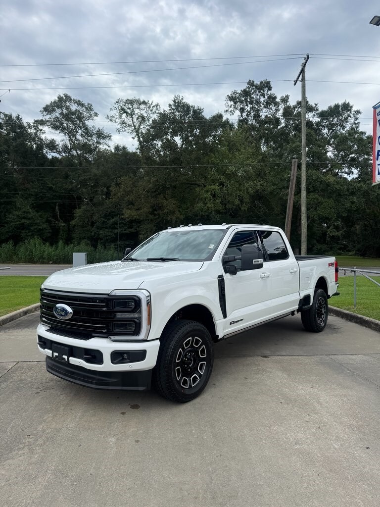 2026 Ford F-250 photo 3