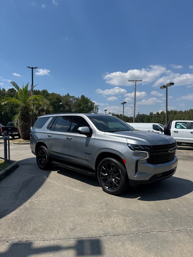 2023 Chevrolet Tahoe RST photo 3