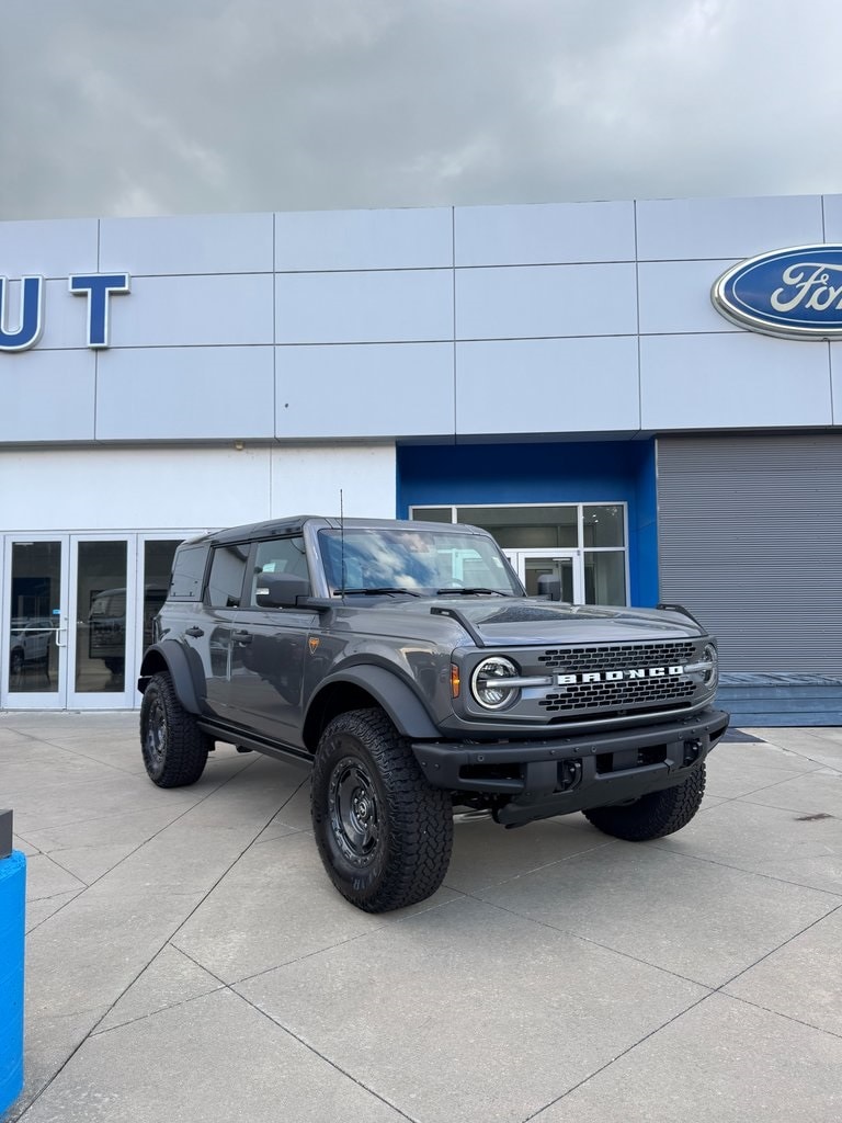 2025 Ford Bronco SUV  2025 Ford Bronco SUV