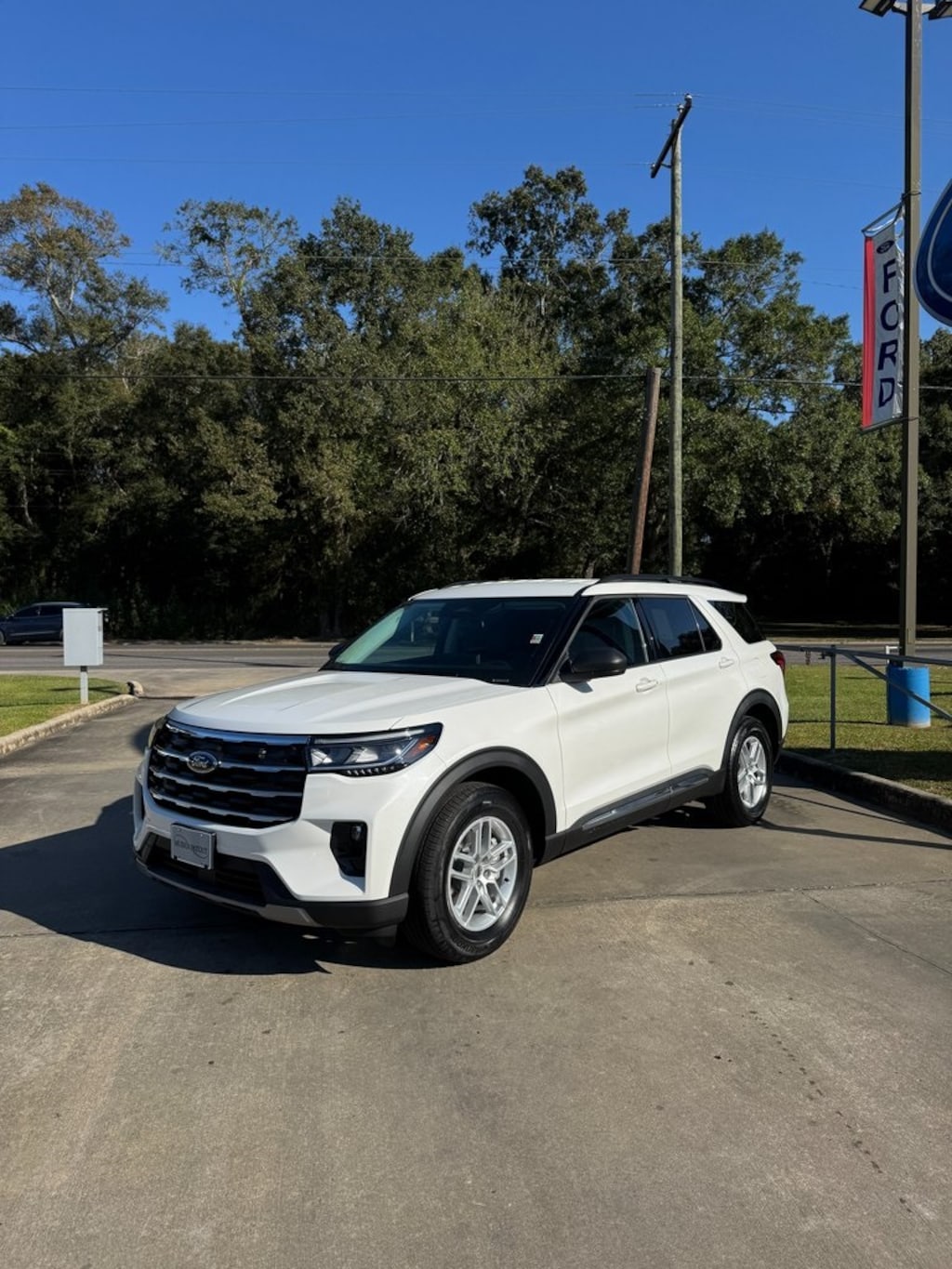 New 2025 Ford Explorer Active SUV