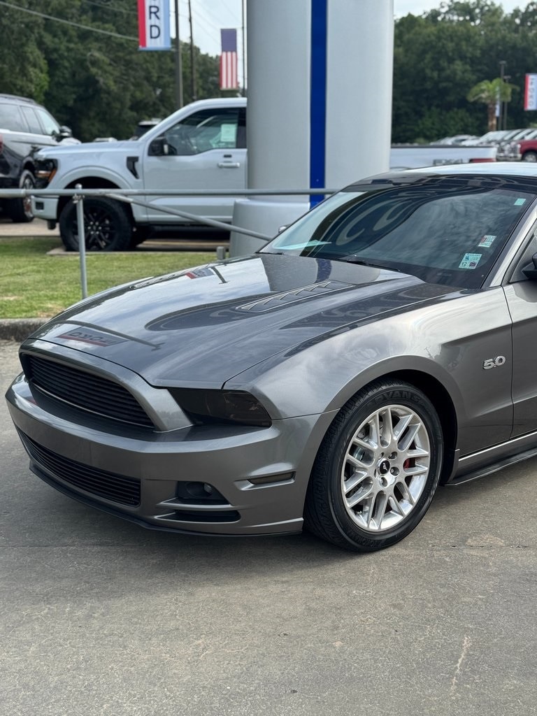 Used 2014 Ford Mustang GT Premium with VIN 1ZVBP8CF7E5305652 for sale in Abbeville, LA
