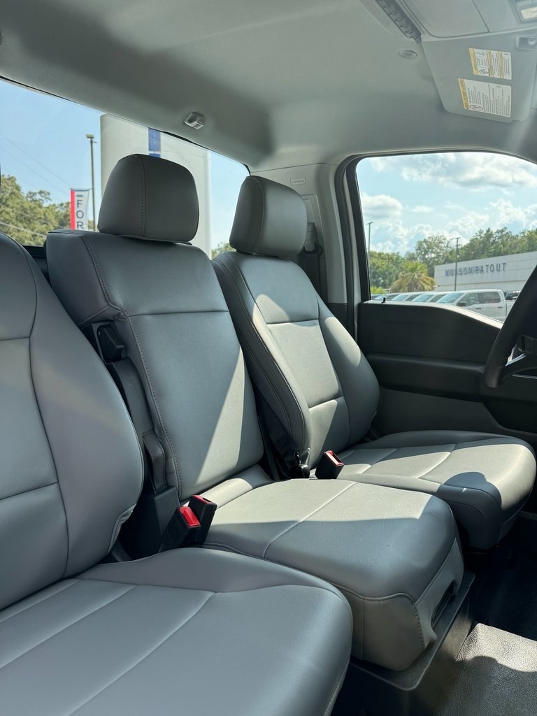 2026 Ford F-350 Super Duty XL - Photo 13