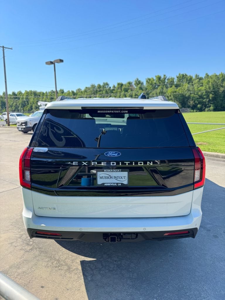 2026 Ford Expedition Active - Photo 7