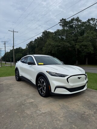 2025 Ford Mustang Mach-E Select SUV