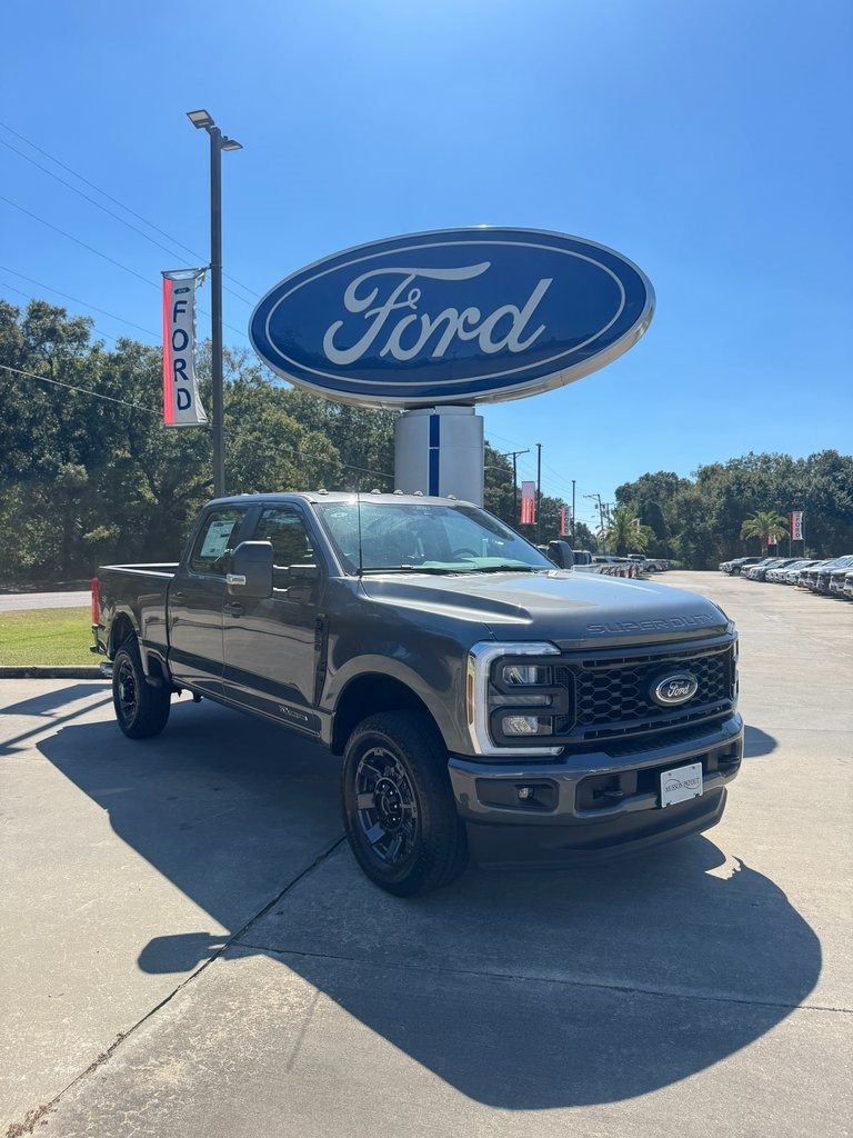 2026 Ford F-250 Super Duty XL's photo