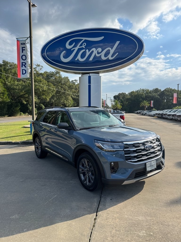2025 Ford Explorer SUV 