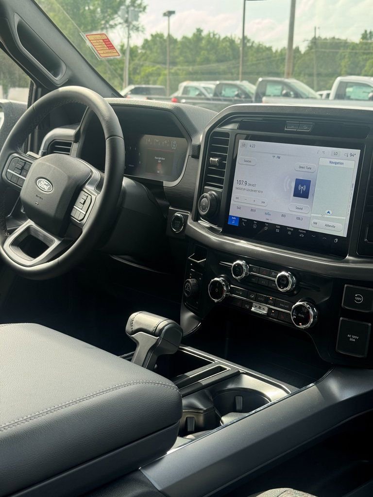 2025 Ford F-150 XLT - Photo 16