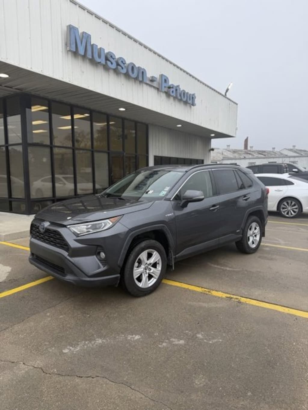 Used 2020 Toyota RAV4 Hybrid XLE SUV
