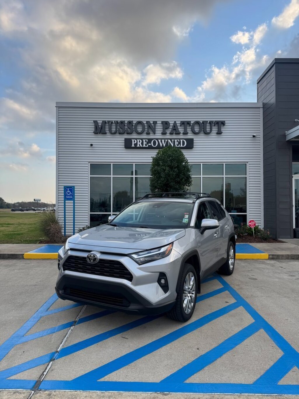 Used 2024 Toyota RAV4 XLE Premium SUV