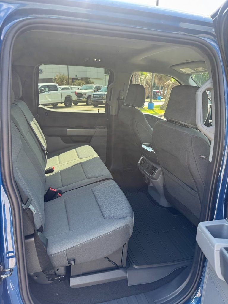 2025 Ford F-150 XLT - Photo 18