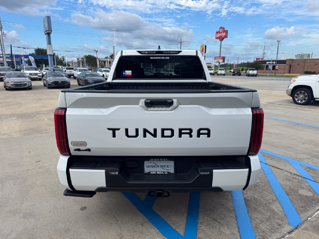 2026 Toyota Tundra SR5 - Photo 6