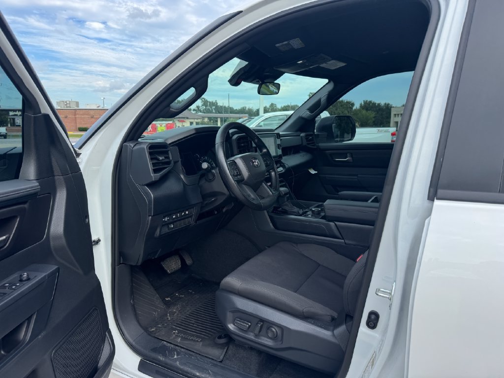 2026 Toyota Tundra SR5 - Photo 10