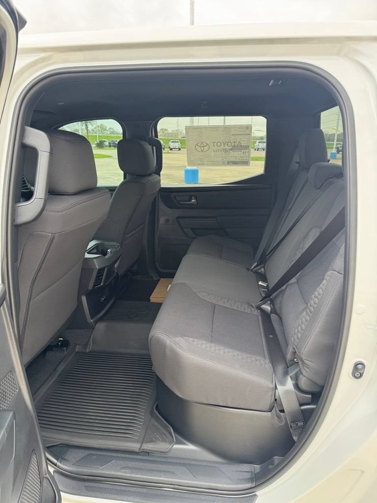 2026 Toyota Tundra SR5 - Photo 17