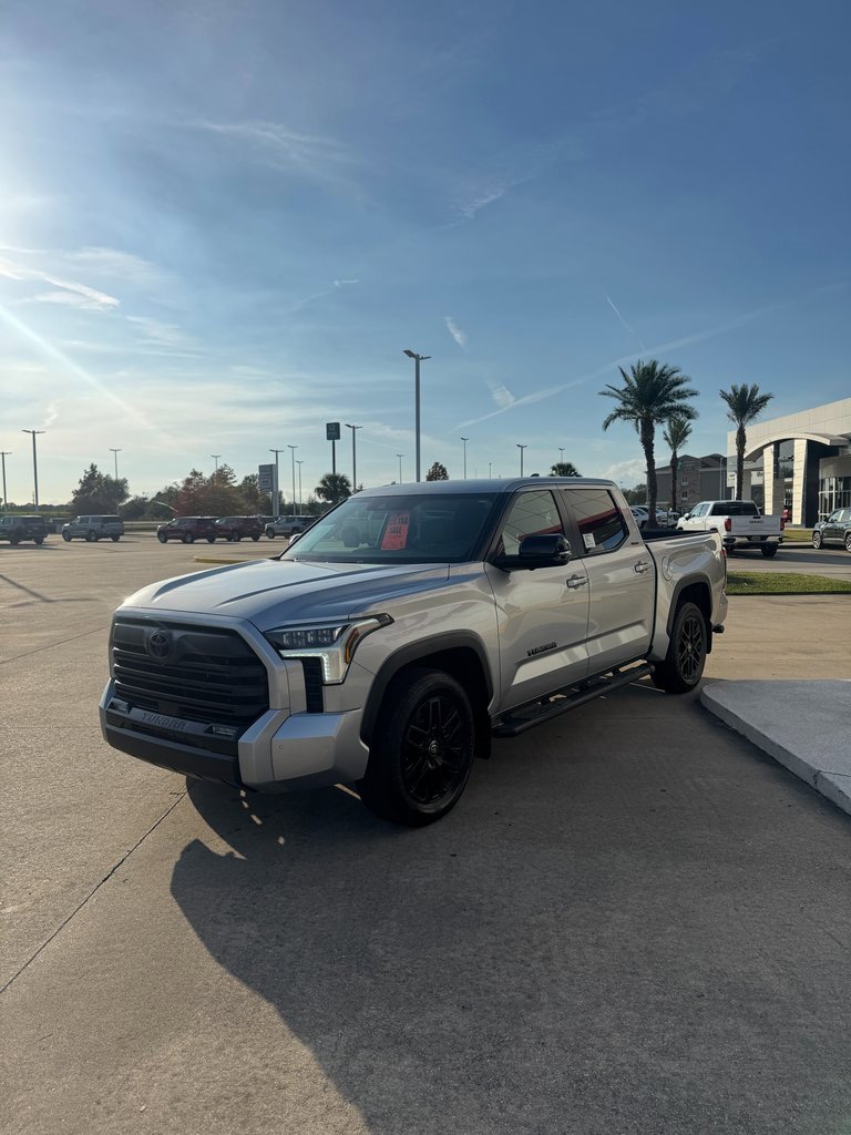 2025 Toyota Tundra Limited photo 4