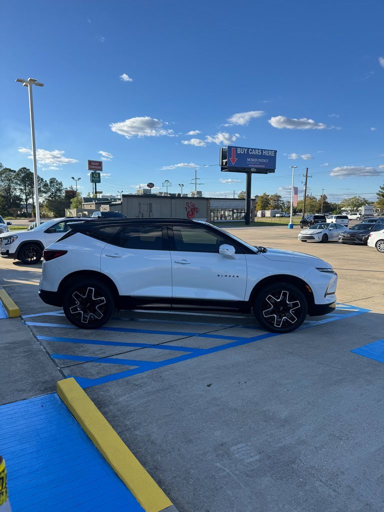 2023 Chevrolet Blazer RS photo 4