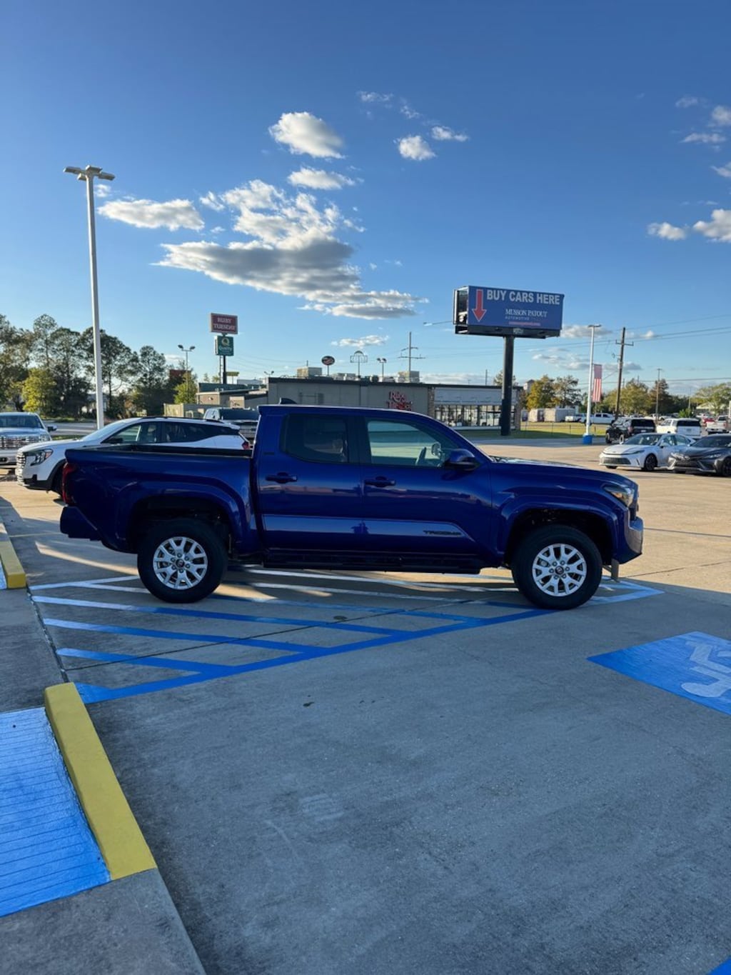 Used 2025 Toyota Tacoma SR5 Truck Double Cab