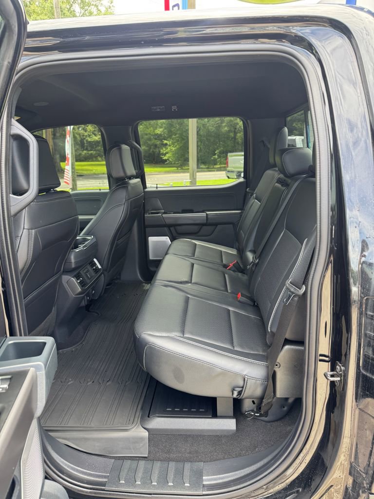 2025 Ford F-150 Lariat - Photo 16