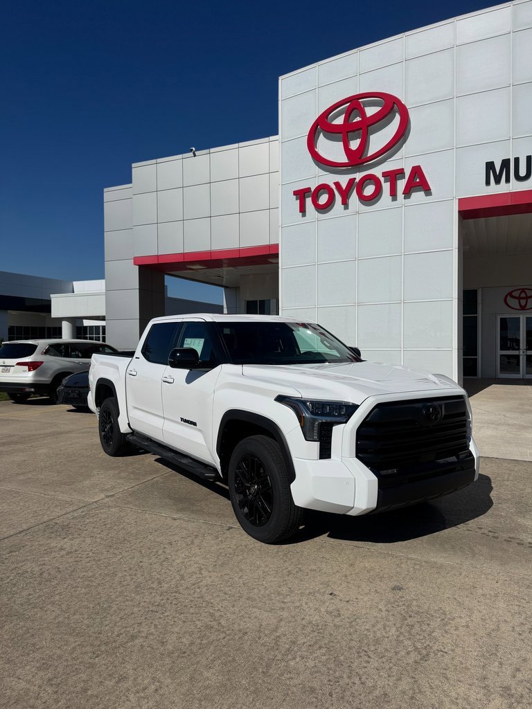 2026 Toyota Tundra Limited's photo