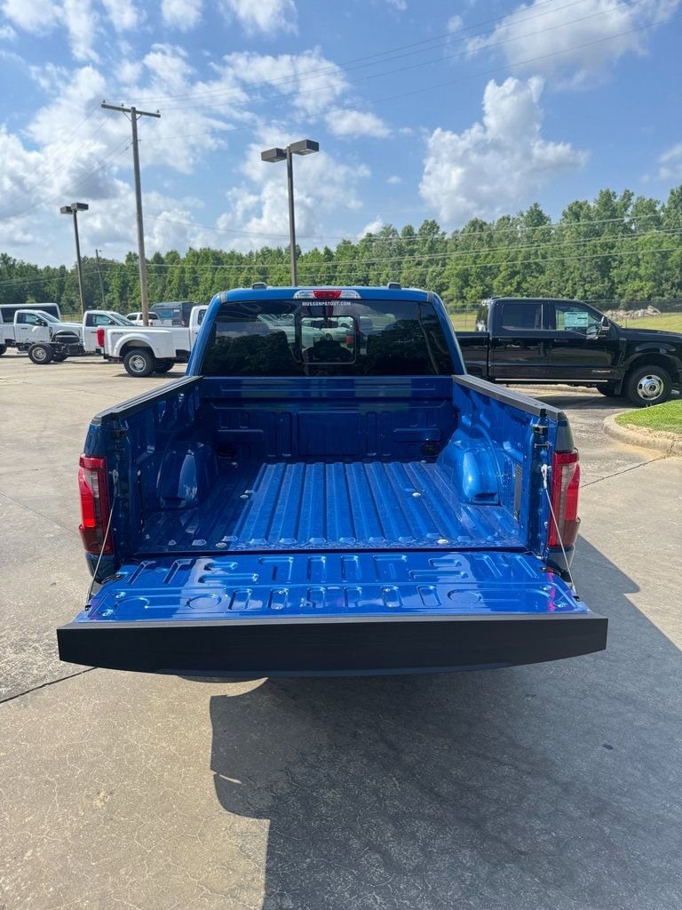 2025 Ford F-150 XLT - Photo 10