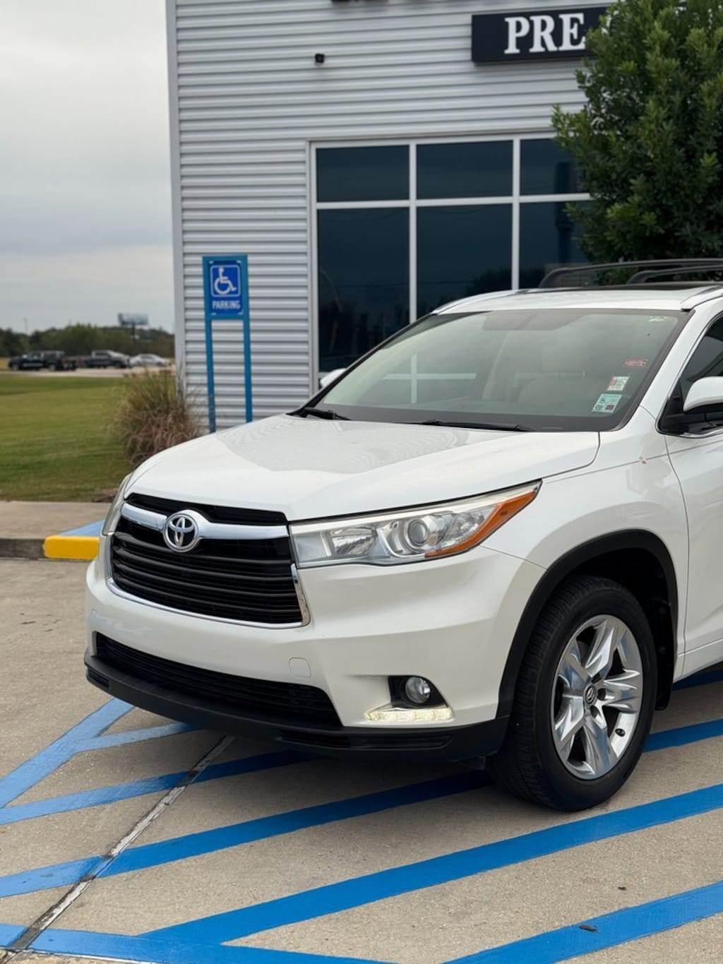 Used 2016 Toyota Highlander Limited V6 SUV