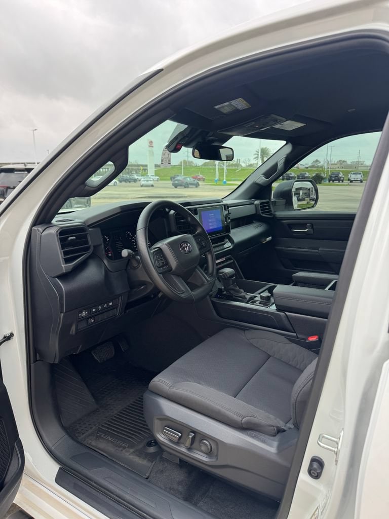 2026 Toyota Tundra SR5 - Photo 13