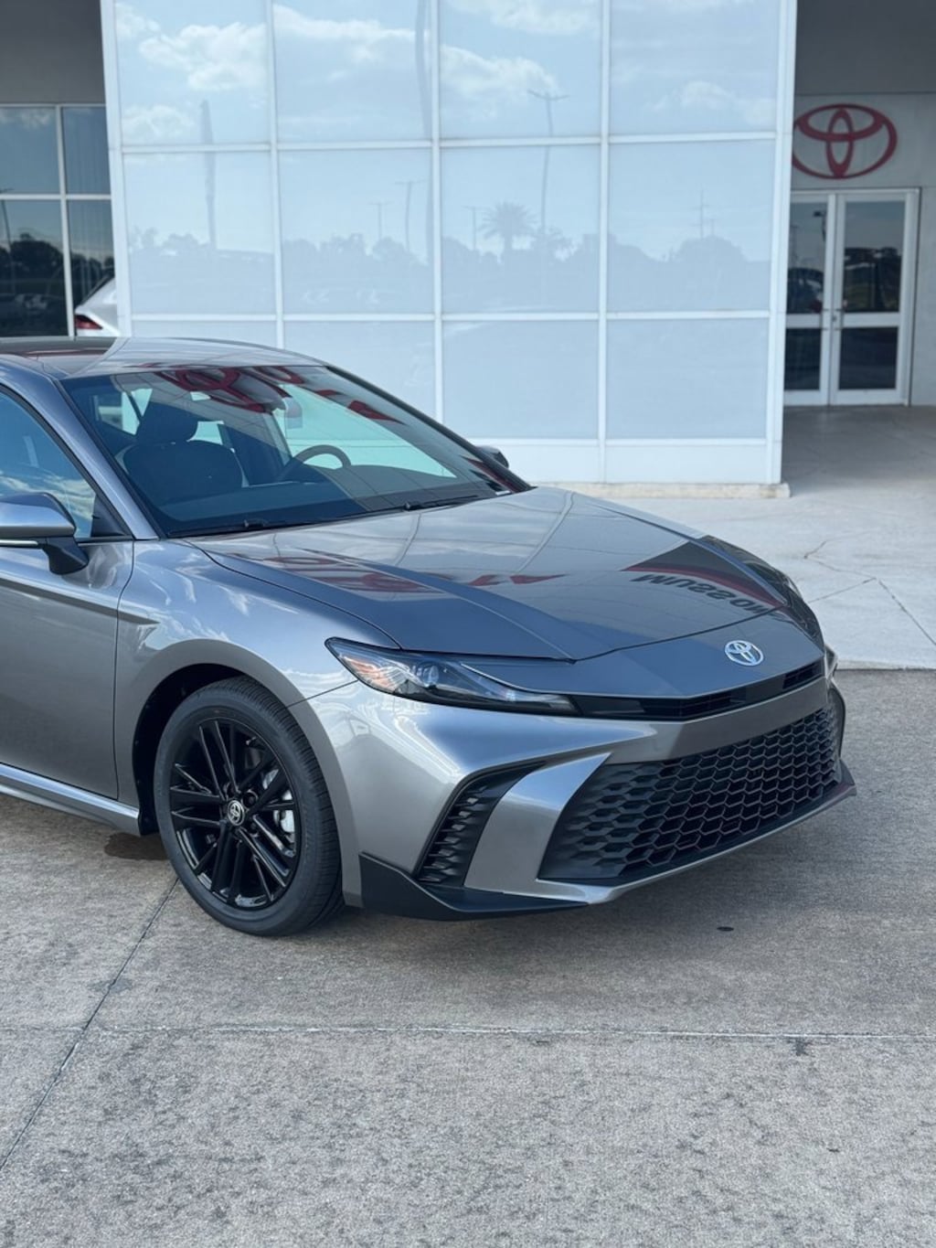 New 2026 Toyota Camry SE Sedan