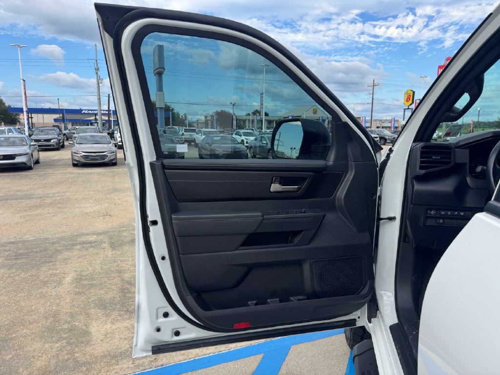 2026 Toyota Tundra SR5 - Photo 8