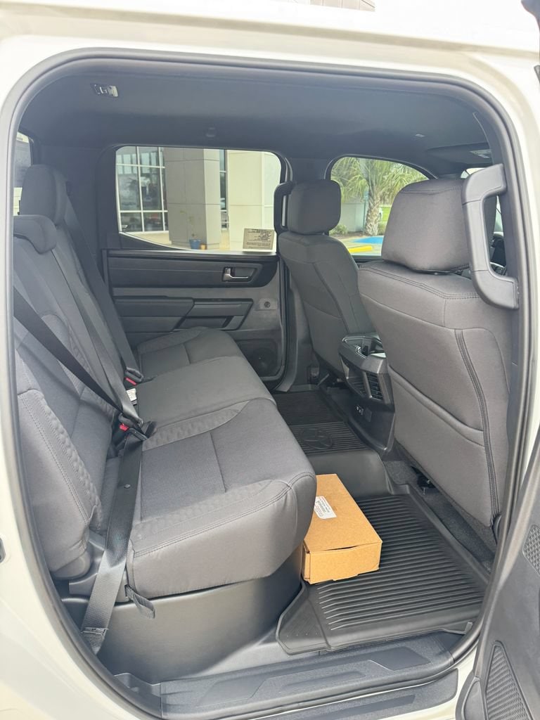 2026 Toyota Tundra SR5 - Photo 18
