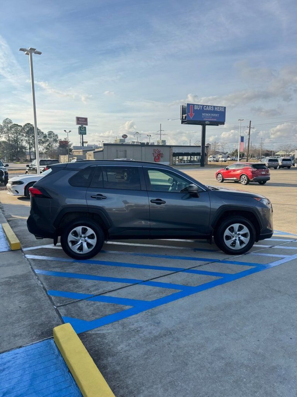 Used 2021 Toyota RAV4 LE SUV