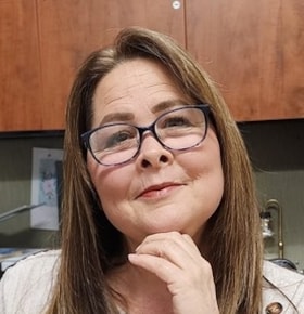 Staff member Lorie Thibodeaux from ID_bf5874