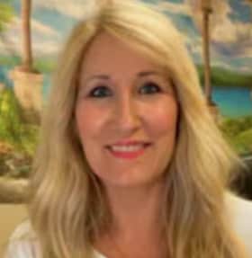 Staff member Helen Burnamen from ID_fab589