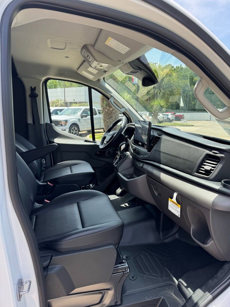 2025 Ford Transit Van Base - Photo 15