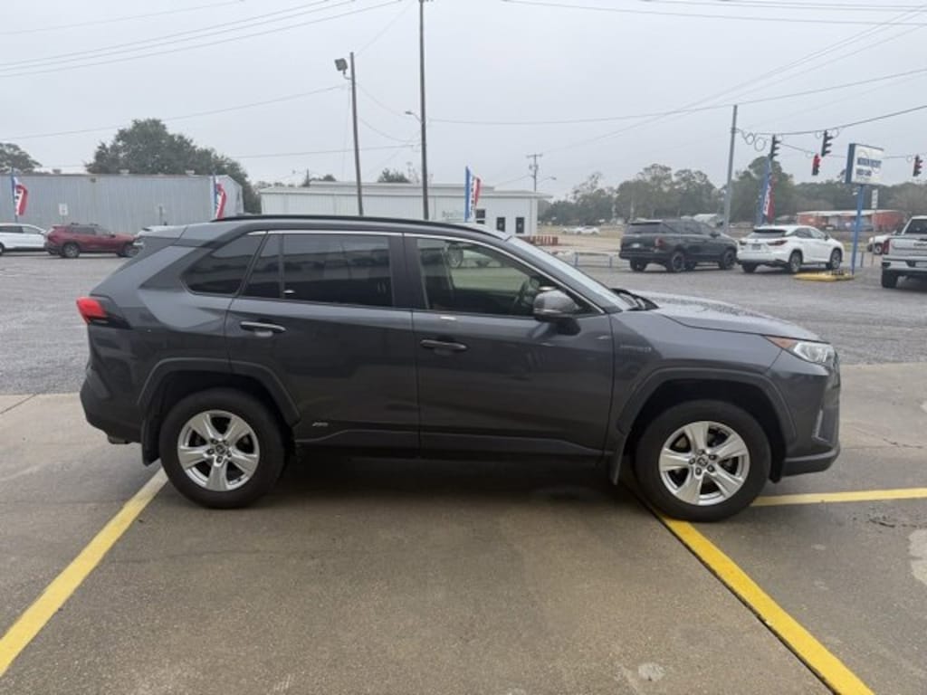 Used 2020 Toyota RAV4 Hybrid XLE SUV