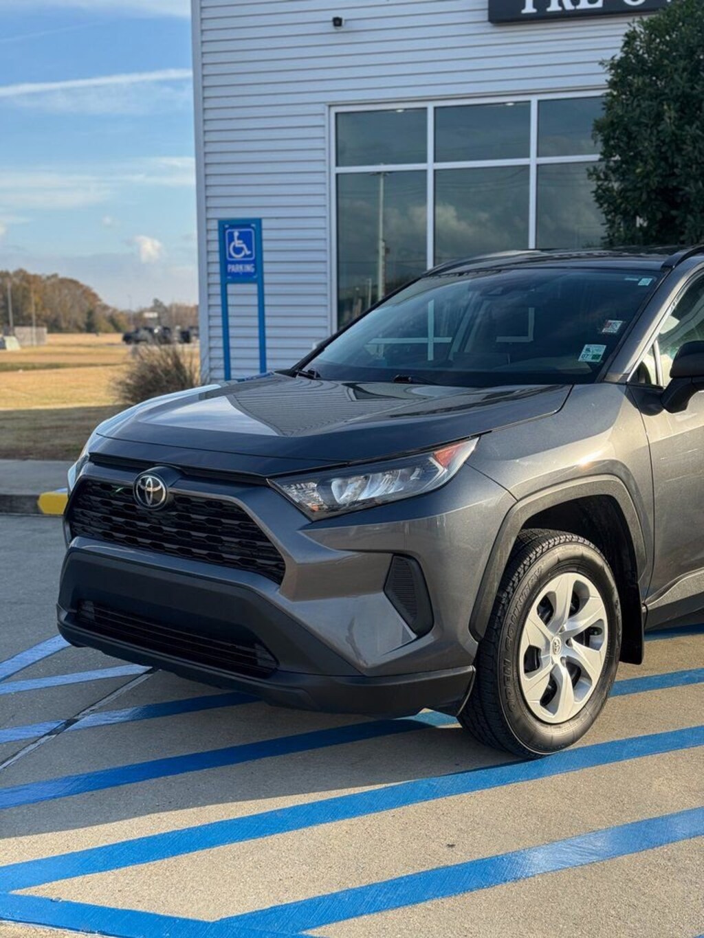 Used 2021 Toyota RAV4 LE SUV