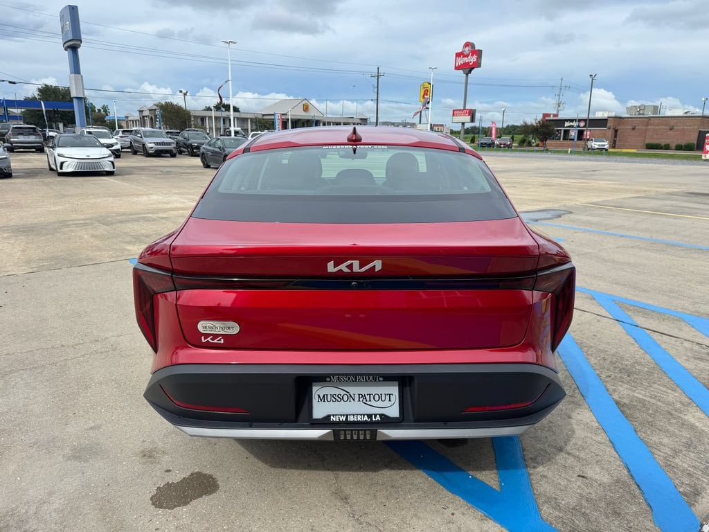 2025 Kia K4 LXS - Photo 6
