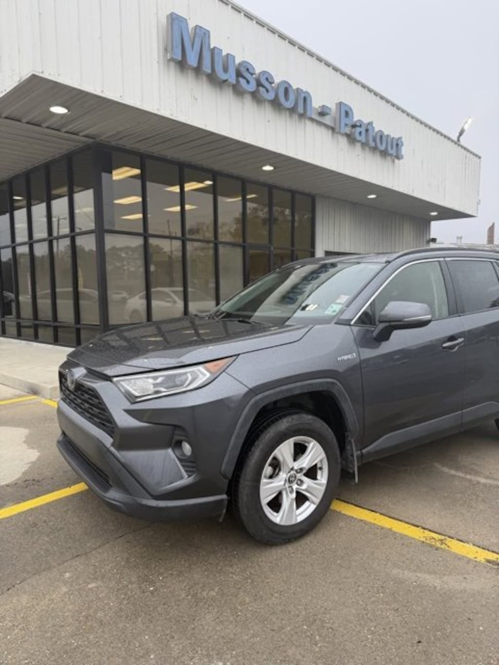 Used 2020 Toyota RAV4 Hybrid XLE SUV